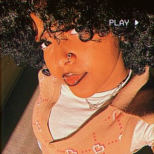 Meet your Posher, Gabrielle